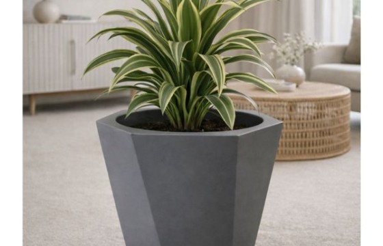 Maceta prisma gris sf 600x600